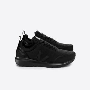 Condor 2 in Full Black from Veja